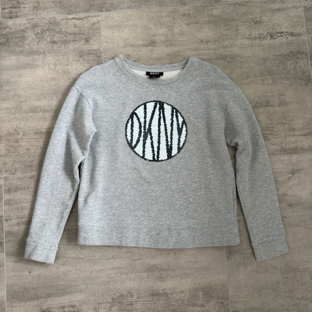 DKNY Printed Logo Crewneck Sweatshirt in grey with a sequined logo Size XS - Picture 4 of 12